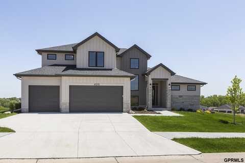 4515 S 203 Avenue, Elkhorn, NE 68135