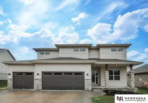 12359 Elk Ridge Circle, Papillion, NE 68046