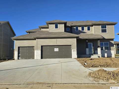 11014 N 159 Avenue, Bennington, NE 68007