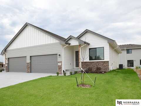 14811 Bruning Street, Bennington, NE 68007