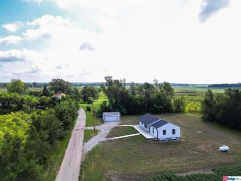 975 County Road 47, Tekamah, NE 68061