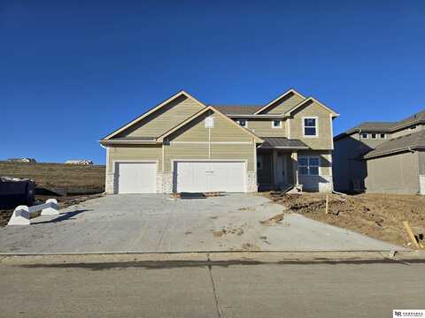 11010 N 159 Avenue, Bennington, NE 68007