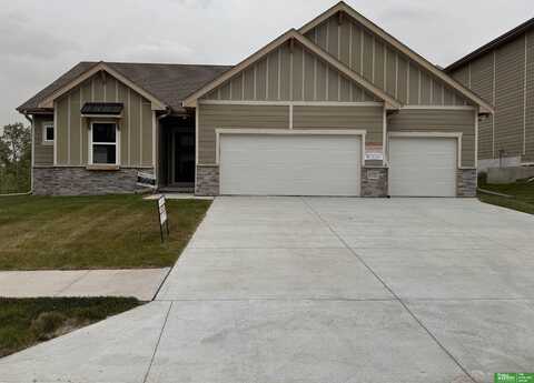 8707 N 177th Street, Bennington, NE 68007