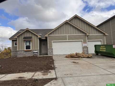 8707 N 177th Street, Bennington, NE 68007