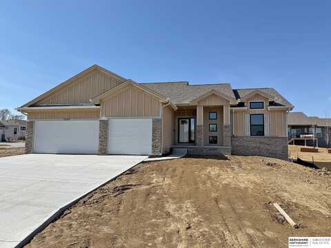 2902 N 165th Avenue, Omaha, NE 68116