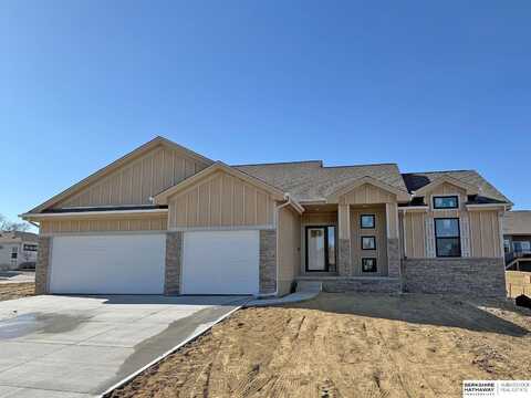 2902 N 165th Avenue, Omaha, NE 68116