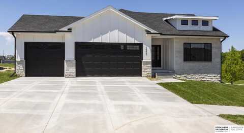 3020 Mulberry Drive, Blair, NE 68008