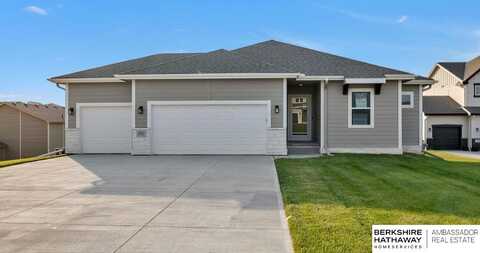 10312 S 110th Avenue, Papillion, NE 68046