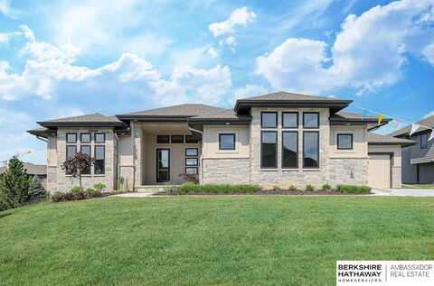 11414 S 120th Avenue, Papillion, NE 68046