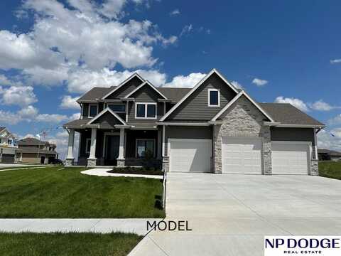 12605 S 79 Street, Papillion, NE 68046