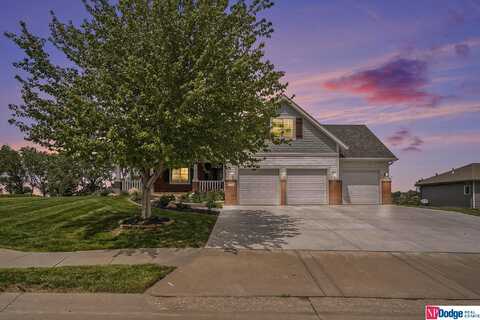 340 S Lakeview Way, Ashland, NE 68003