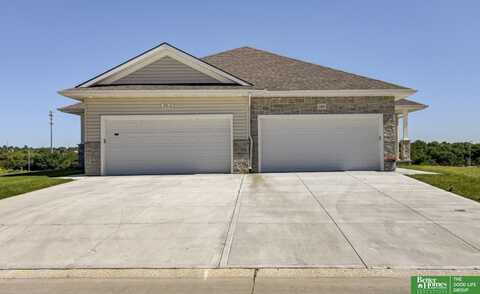 LOT 33 Greenleaf Street, Omaha, NE 68136