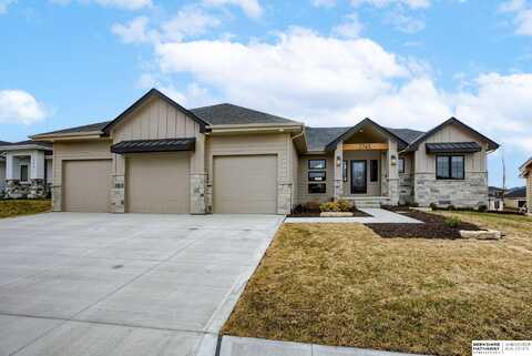 2745 N 182 Avenue, Elkhorn, NE 68022