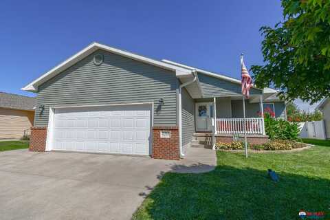 2348 N 4Th Street, Seward, NE 68434