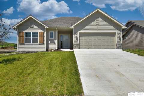 9720 S 103 Street, Papillion, NE 68046