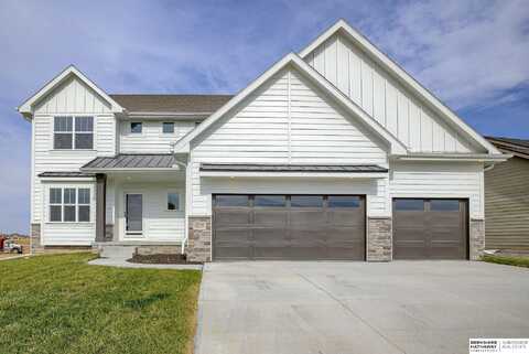 20702 Kansas Avenue, Elkhorn, NE 68022