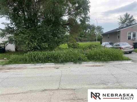 4385 Laurel Avenue, Omaha, NE 68111