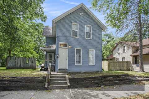 737 Sinclair Avenue NE, Grand Rapids, MI 49503