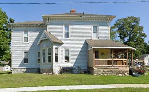 423 Oak Street, Paw Paw, MI 49079