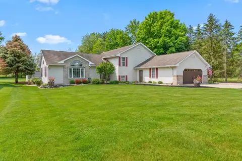 209 Adolph Shores Road, Coldwater, MI 49036