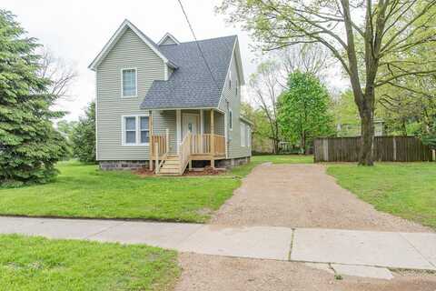 704 Dwight Avenue, Kalamazoo, MI 49048