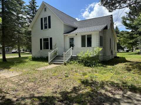 701 Colfax Street, Cadillac, MI 49601