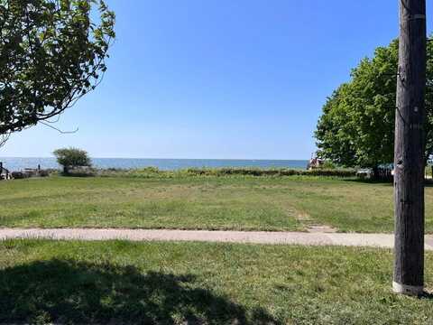 1000 Lions Park Drive, Saint Joseph, MI 49085