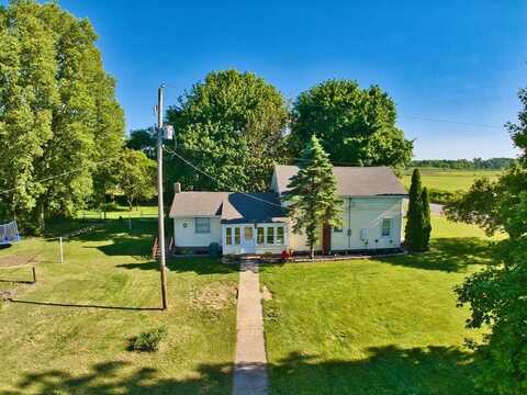 720 Athens Road, Sherwood, MI 49089