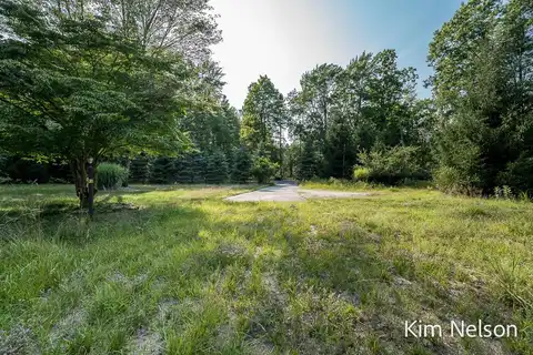 5700 Nestrom Road, Whitehall, MI 49461