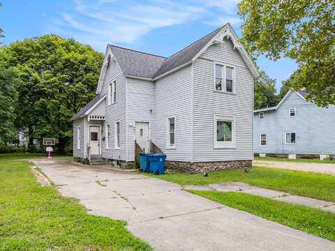 556 Phelps Avenue, Kalamazoo, MI 49048