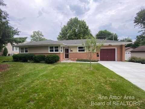 206 Mills Road, Saline, MI 48176