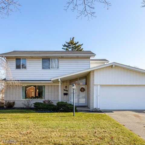 15572 NOLA Circle, Livonia, MI 48154