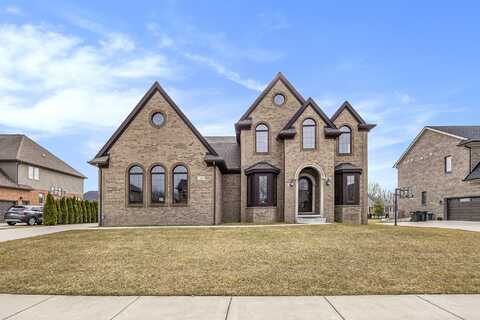 1628 Traceky Drive, Rochester Hills, MI 48306