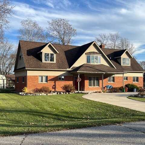 45214 Custer Avenue, Utica, MI 48317