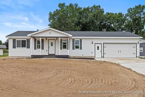 825 School Bell Court, Belding, MI 48809