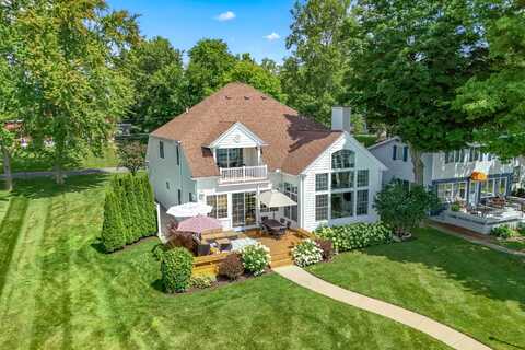 13992 Iyopawa Island Road, Coldwater, MI 49036