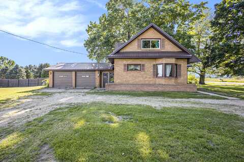 11265 14 Mile Road, Rodney, MI 49342