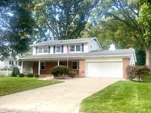 1014 Morningstar Drive, Jackson, MI 49203