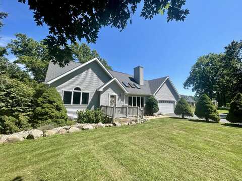 7512 Trophy Court, Grass Lake, MI 49240