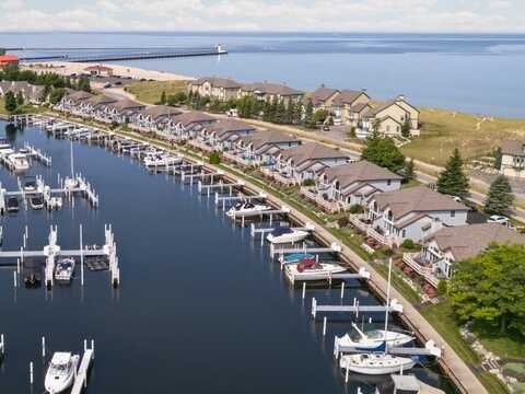 32 Marina Drive, Manistee, MI 49660