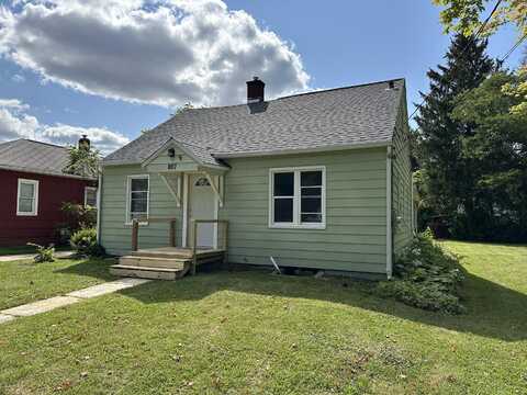 807 Ira Avenue, Kalamazoo, MI 49048