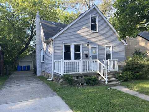 7084 Yacht Avenue, Warren, MI 48091