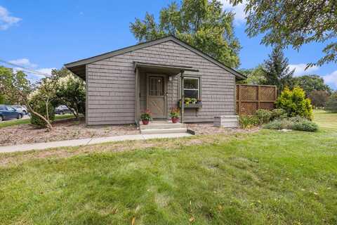 2353 Parkwood Avenue, Ann Arbor, MI 48104