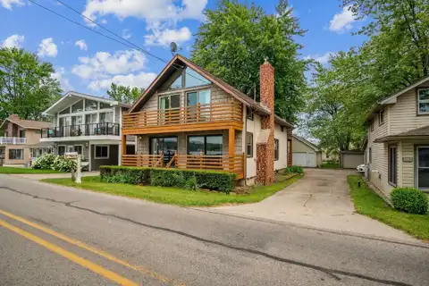 2973 Round Lake Highway, Manitou Beach, MI 49253