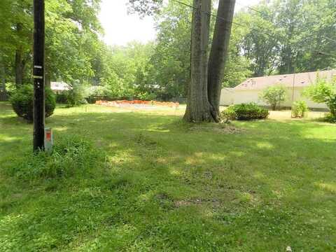 5419 Marquette Drive, Coloma, MI 49038