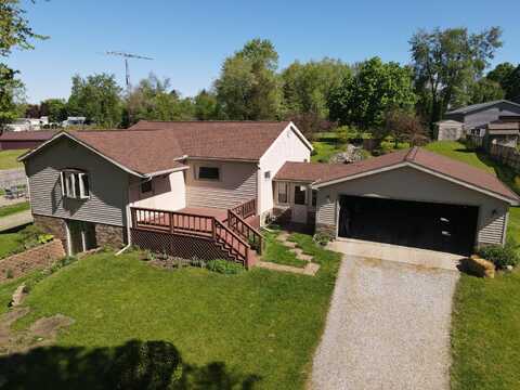 2897 Lake Avenue, Osseo, MI 49266