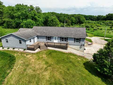 5425 Hyland Rd, Bellevue, MI 49021