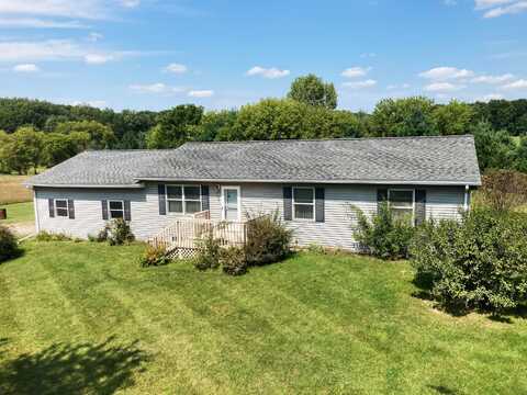 7893 E Mcbrides Road, Edmore, MI 48829