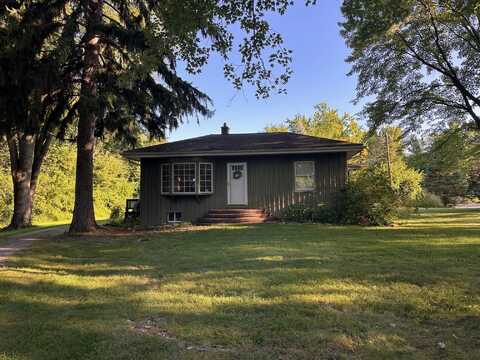 60690 9 Mile Road, South Lyon, MI 48178