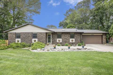 13427 S Kingswood Drive, Delton, MI 49046